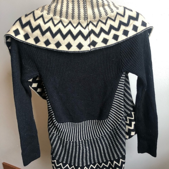 Cardigan - Picture 4 of 4